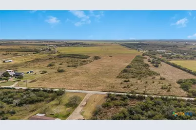 00-B Burroughsville Road, Victoria, TX 77905 - Photo 5