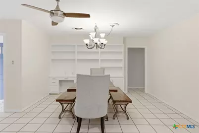 803 Hybiscus Lane, Victoria, TX 77904 - Photo 5