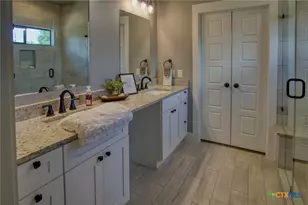 1112 Green Hill Dr, Canyon Lake, TX 78133 - Photo 11