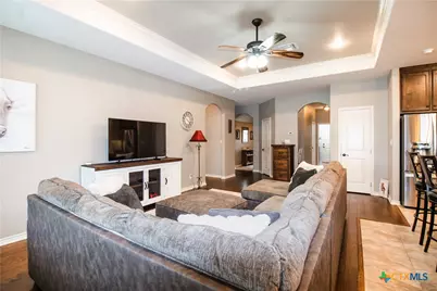 214 Windwood Lane, Victoria, TX 77904 - Photo 9