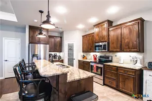 214 Windwood Ln, Victoria, TX 77904 - Photo 5