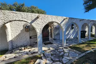 112 Stratford St, Victoria, TX 77905 - Photo 1