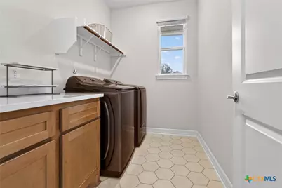 746 Hidden View Street, New Braunfels, TX 78130 - Photo 5