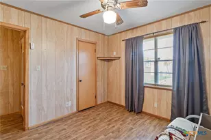 507 Suzanne St, Edna, TX 77957 - Photo 13