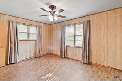 507 Suzanne Street, Edna, TX 77957 - Photo 19