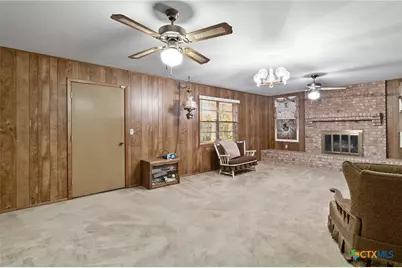 507 Suzanne Street, Edna, TX 77957 - Photo 9