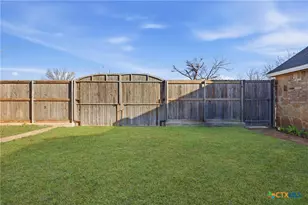 8713 Kansas Ave, Temple, TX 76502 - Photo 37