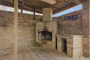 8713 Kansas Ave, Temple, TX 76502 - Photo 35