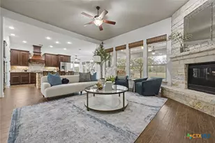 728 Deer Run Way, New Braunfels, TX 78132 - Photo 9