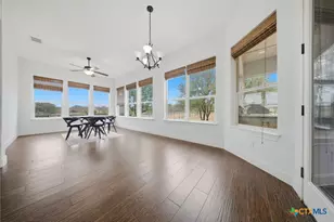 728 Deer Run Way, New Braunfels, TX 78132 - Photo 5