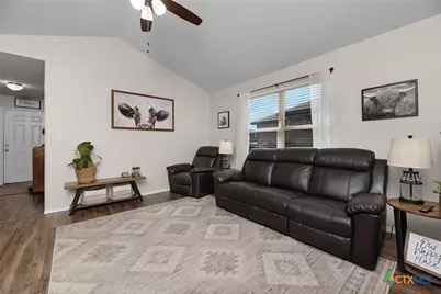 2204 Darst Drive, Seguin, TX 78155 - Photo 7