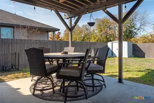 2204 Darst Dr, Seguin, TX 78155 - Photo 29