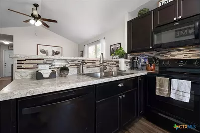 2204 Darst Drive, Seguin, TX 78155 - Photo 15