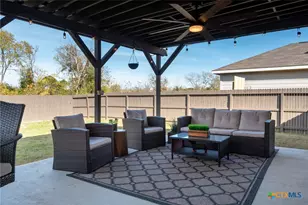 2204 Darst Dr, Seguin, TX 78155 - Photo 1