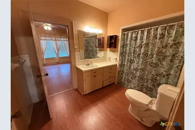 209 Rose St., Yoakum, TX 77995 - Photo 9