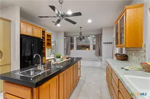 400 Indian Hills Rd, Gatesville, TX 76528 - Photo 9