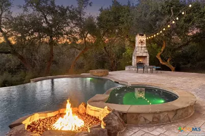 1041 Homestead Ridge, New Braunfels, TX 78132 - Photo 3