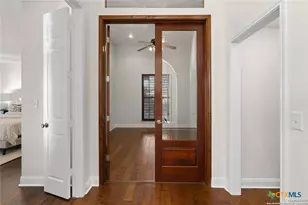 1041 Homestead Ridge, New Braunfels, TX 78132 - Photo 15