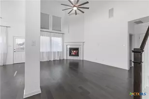 619 Hidden View St, New Braunfels, TX 78130 - Photo 17