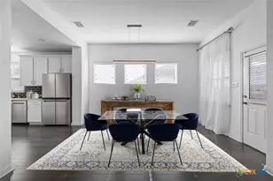 619 Hidden View St, New Braunfels, TX 78130 - Photo 9