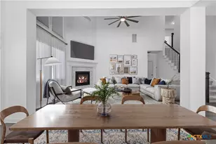 619 Hidden View St, New Braunfels, TX 78130 - Photo 5