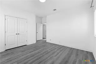 619 Hidden View St, New Braunfels, TX 78130 - Photo 33