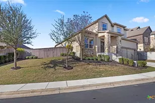 619 Hidden View St, New Braunfels, TX 78130 - Photo 3