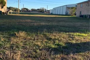 124 Regency Ave, Victoria, TX 77904 - Photo 1