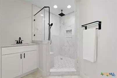 456 Magazine Avenue, New Braunfels, TX 78130 - Photo 11