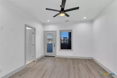 810 Iowa Street #1, San Antonio, TX 78203 - Photo 15