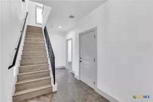 810 Iowa St, San Antonio, TX 78203 - Photo 17