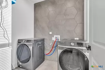 810 Iowa Street #1, San Antonio, TX 78203 - Photo 9