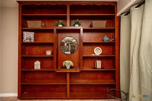 535 Travis St, Port Lavaca, TX 77979 - Photo 13