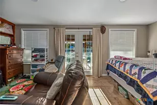 535 Travis St, Port Lavaca, TX 77979 - Photo 23