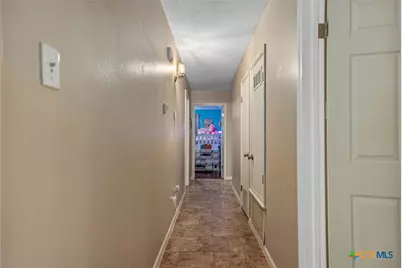 535 Travis Street, Port Lavaca, TX 77979 - Photo 17