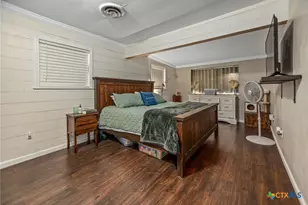 535 Travis St, Port Lavaca, TX 77979 - Photo 15