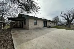 1313 Fieldcrest, New Braunfels, TX 78130 - Photo 21