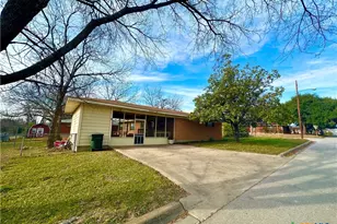 113 E Young Ave, Temple, TX 76501 - Photo 29