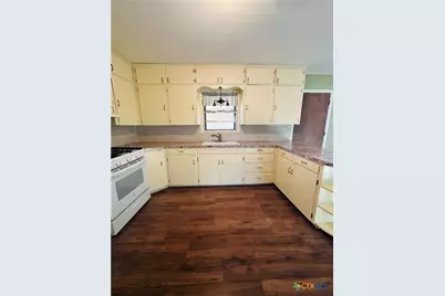 113 E Young Avenue, Temple, TX 76501 - Photo 5