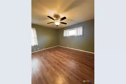 113 E Young Avenue, Temple, TX 76501 - Photo 11