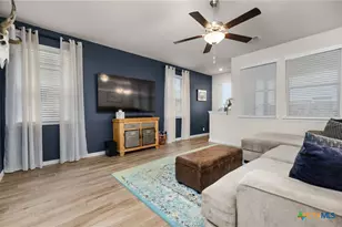 2043 Cowan Dr, New Braunfels, TX 78132 - Photo 5