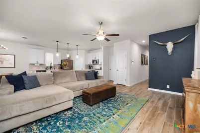 2043 Cowan Drive, New Braunfels, TX 78132 - Photo 7