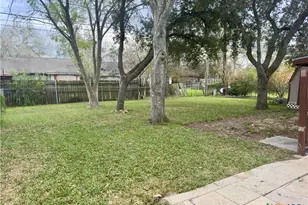 3303 Flamingo Dr, Victoria, TX 77901 - Photo 21