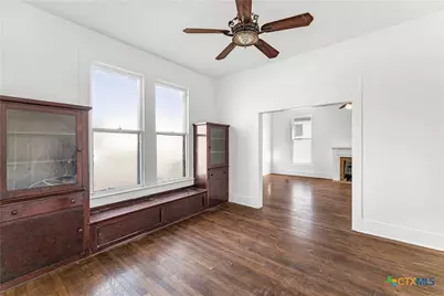 403 W Juan Linn Street, Victoria, TX 77901 - Photo 13