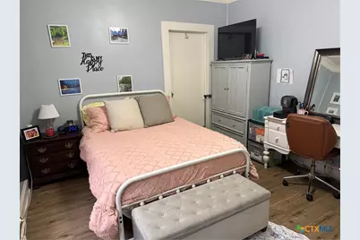 311 W Clayton Street, Cuero, TX 77954 - Photo 17