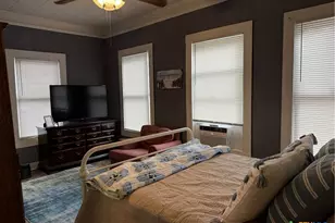 311 W Clayton St, Cuero, TX 77954 - Photo 13