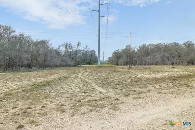 1144 Treetop Lane, Luling, TX 78648 - Photo 21