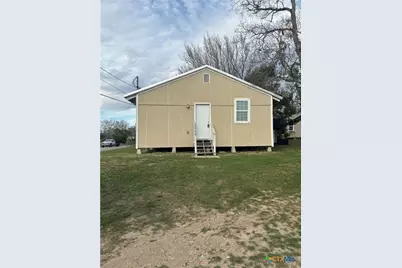 810 S Cameron Street, Victoria, TX 77901 - Photo 3