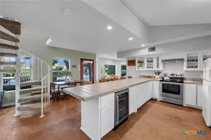 1100 Long Mountain Dr, Burnet, TX 78611 - Photo 7