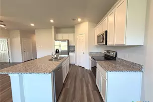 1426 Piedmont St, Temple, TX 76504 - Photo 5